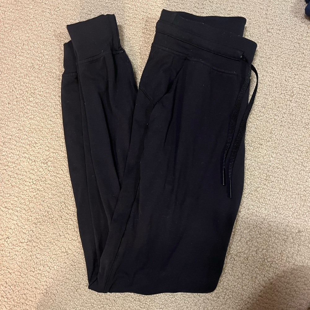Lulu joggers